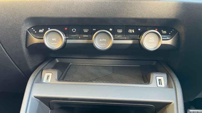 Citroen C4 1.2 [130] Max 5dr Auto Petrol Hatchback